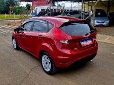 FORD FIESTA 1.6 SE 2017/2017 CRUZEIRO MULTIMARCAS CRUZEIRO DO SUL / Carros no Vale