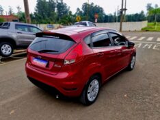 FORD FIESTA 1.6 SE 2017/2017 CRUZEIRO MULTIMARCAS CRUZEIRO DO SUL / Carros no Vale