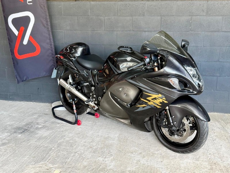 SUZUKI GSX 1300R HAYABUSA /2010 AR MULTIMARCAS VENÂNCIO AIRES / Carros no Vale