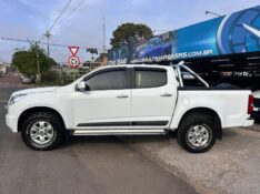 CHEVROLET S10 PICK-UP LT 2.4 F.POWER 4X2 CD 2014/2014 LS MULTIMARCAS VENÂNCIO AIRES / Carros no Vale
