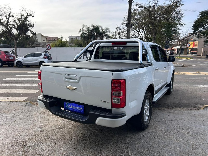 CHEVROLET S10 PICK-UP LT 2.4 F.POWER 4X2 CD 2014/2014 LS MULTIMARCAS VENÂNCIO AIRES / Carros no Vale