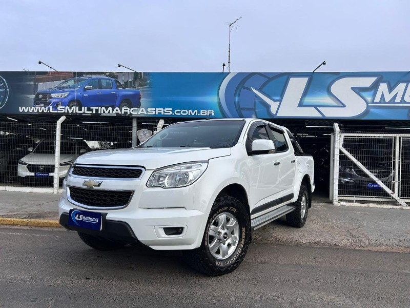 CHEVROLET S10 PICK-UP LT 2.4 F.POWER 4X2 CD 2014/2014 LS MULTIMARCAS VENÂNCIO AIRES / Carros no Vale