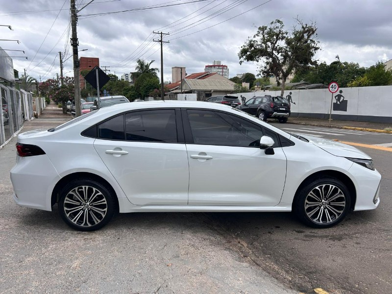 TOYOTA COROLLA XEI 2.0 16V FLEX AUT. 2023/2023 LS MULTIMARCAS VENÂNCIO AIRES / Carros no Vale TOYOTA COROLLA XEI 2.0 16V FLEX AUT. 2023/2023 LS MULTIMARCAS VENÂNCIO AIRES / Carros no Vale