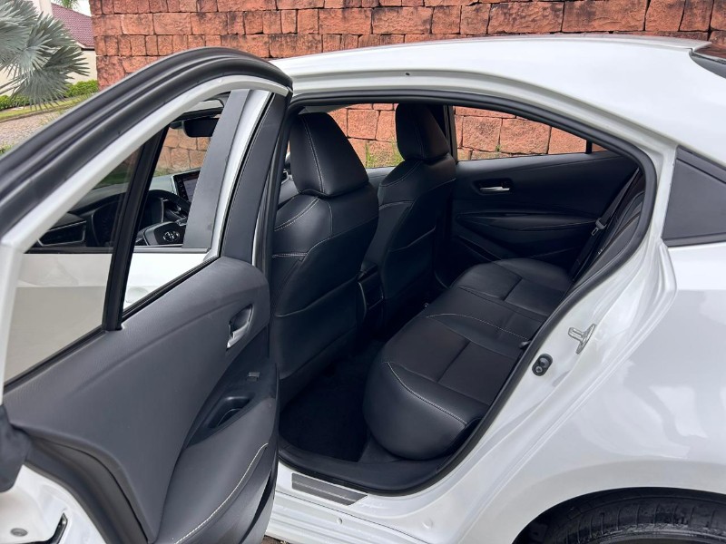 TOYOTA COROLLA XEI 2.0 16V FLEX AUT. 2023/2023 LS MULTIMARCAS VENÂNCIO AIRES / Carros no Vale TOYOTA COROLLA XEI 2.0 16V FLEX AUT. 2023/2023 LS MULTIMARCAS VENÂNCIO AIRES / Carros no Vale