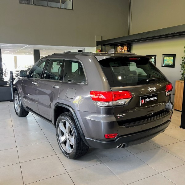 JEEP GRAND CHEROKEE 3.6 LIMITED V6 4X4 2015 2015/2015 JOÃO CARROS MULTIMARCAS GUAPORÉ / Carros no Vale JEEP GRAND CHEROKEE 3.6 LIMITED V6 4X4 2015 2015/2015 JOÃO CARROS MULTIMARCAS GUAPORÉ / Carros no Vale