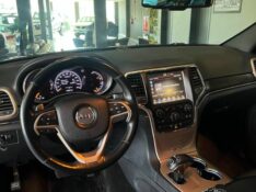 JEEP GRAND CHEROKEE 3.6 LIMITED V6 4X4 2015 2015/2015 JOÃO CARROS MULTIMARCAS GUAPORÉ / Carros no Vale