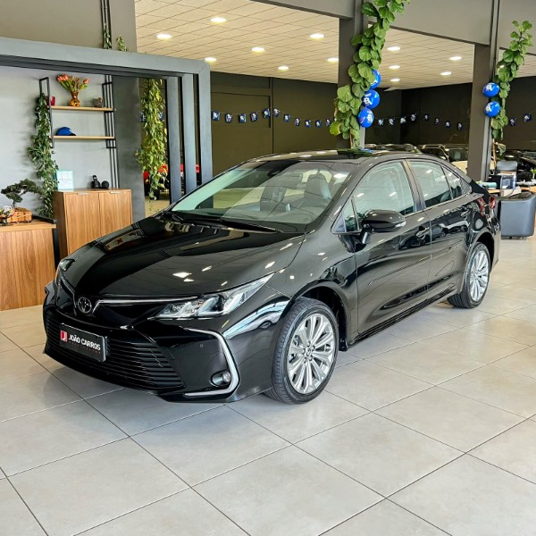 TOYOTA COROLLA 2.0 XEI 2023/2023 JOÃO CARROS MULTIMARCAS GUAPORÉ / Carros no Vale TOYOTA COROLLA 2.0 XEI 2023/2023 JOÃO CARROS MULTIMARCAS GUAPORÉ / Carros no Vale