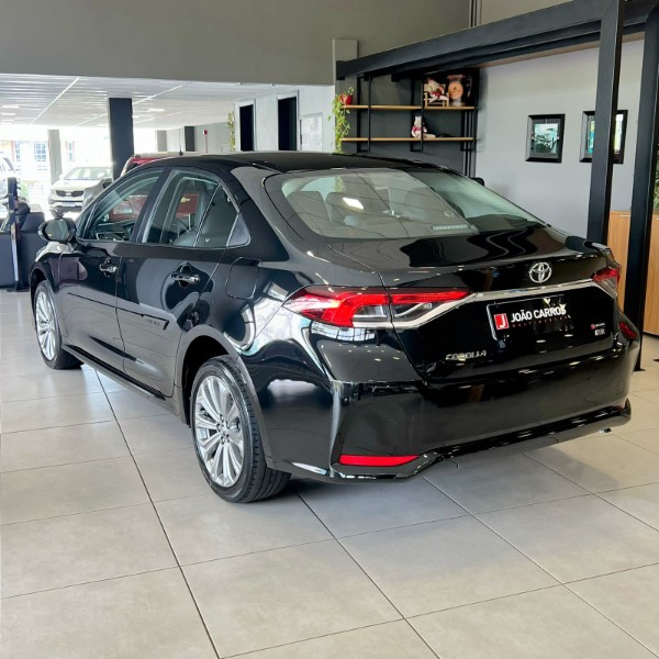 TOYOTA COROLLA 2.0 XEI 2023/2023 JOÃO CARROS MULTIMARCAS GUAPORÉ / Carros no Vale TOYOTA COROLLA 2.0 XEI 2023/2023 JOÃO CARROS MULTIMARCAS GUAPORÉ / Carros no Vale