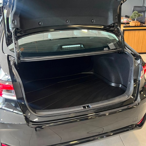 TOYOTA COROLLA 2.0 XEI 2023/2023 JOÃO CARROS MULTIMARCAS GUAPORÉ / Carros no Vale TOYOTA COROLLA 2.0 XEI 2023/2023 JOÃO CARROS MULTIMARCAS GUAPORÉ / Carros no Vale