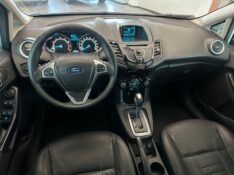 FORD FIESTA TITANIUM 1.6 2013/2014 SÉTIMA VEÍCULOS GUAPORÉ / Carros no Vale