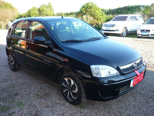 CHEVROLET CORSA 1.4 MPFI PREMIUM 8V FLEX 4P MANUAL 2007/2008 PREMIUM AUTOMÓVEIS ARROIO DO MEIO / Carros no Vale