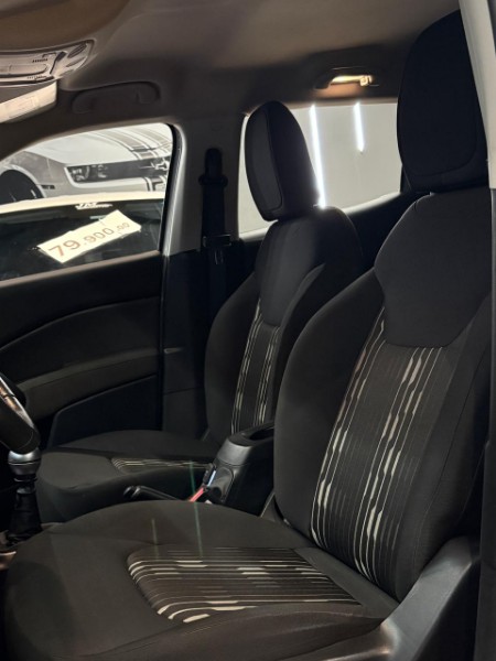 FIAT TORO 2.0 FREEDOM 4X4 2017/2018 JM AUTOMÓVEIS VENÂNCIO AIRES / Carros no Vale FIAT TORO 2.0 FREEDOM 4X4 2017/2018 JM AUTOMÓVEIS VENÂNCIO AIRES / Carros no Vale