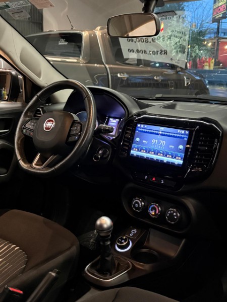 FIAT TORO 2.0 FREEDOM 4X4 2017/2018 JM AUTOMÓVEIS VENÂNCIO AIRES / Carros no Vale FIAT TORO 2.0 FREEDOM 4X4 2017/2018 JM AUTOMÓVEIS VENÂNCIO AIRES / Carros no Vale