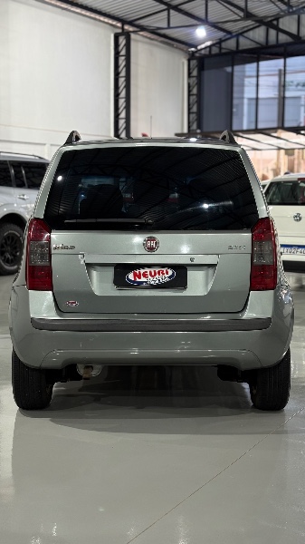 FIAT IDEIA ELX 1.4 FIRE / /2010 NEURI VEÍCULOS LAJEADO / Carros no Vale