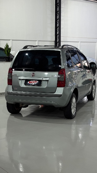 FIAT IDEIA ELX 1.4 FIRE / /2010 NEURI VEÍCULOS LAJEADO / Carros no Vale