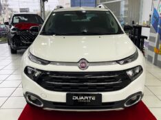 FIAT TORO 2.0 16V TURBO DIESEL VOLCANO 4WD AT9 2018/2019 DUARTE VEÍCULOS PORTO ALEGRE / Carros no Vale