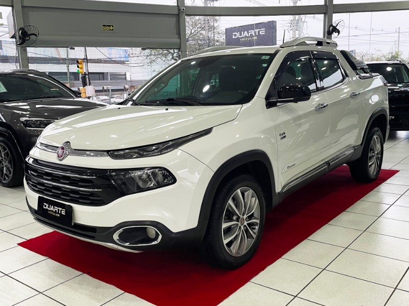 FIAT TORO 2.0 16V TURBO DIESEL VOLCANO 4WD AT9 2018/2019 DUARTE VEÍCULOS PORTO ALEGRE / Carros no Vale FIAT TORO 2.0 16V TURBO DIESEL VOLCANO 4WD AT9 2018/2019 DUARTE VEÍCULOS PORTO ALEGRE / Carros no Vale