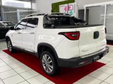 FIAT TORO 2.0 16V TURBO DIESEL VOLCANO 4WD AT9 2018/2019 DUARTE VEÍCULOS PORTO ALEGRE / Carros no Vale