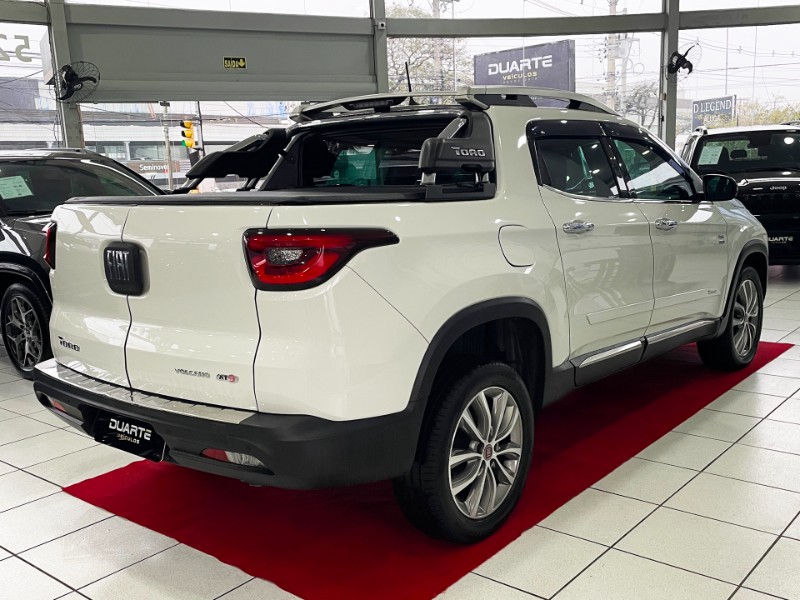 FIAT TORO 2.0 16V TURBO DIESEL VOLCANO 4WD AT9 2018/2019 DUARTE VEÍCULOS PORTO ALEGRE / Carros no Vale FIAT TORO 2.0 16V TURBO DIESEL VOLCANO 4WD AT9 2018/2019 DUARTE VEÍCULOS PORTO ALEGRE / Carros no Vale