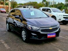 CHEVROLET ONIX HATCH LT 1.4 8V FLEXPOWER 5P MEC. 2018/2018 CRUZEIRO MULTIMARCAS CRUZEIRO DO SUL / Carros no Vale