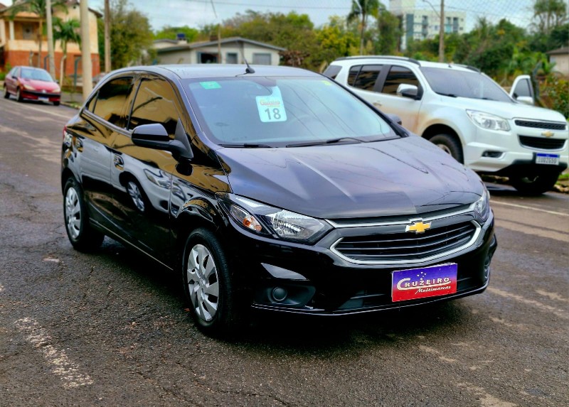 CHEVROLET ONIX HATCH LT 1.4 8V FLEXPOWER 5P MEC. 2018/2018 CRUZEIRO MULTIMARCAS CRUZEIRO DO SUL / Carros no Vale