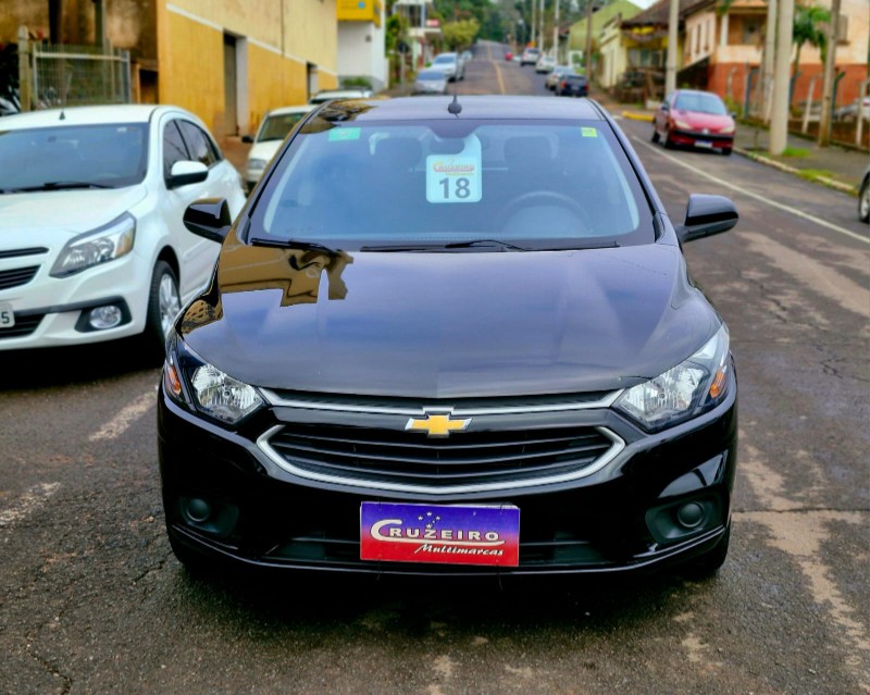 CHEVROLET ONIX HATCH LT 1.4 8V FLEXPOWER 5P MEC. 2018/2018 CRUZEIRO MULTIMARCAS CRUZEIRO DO SUL / Carros no Vale