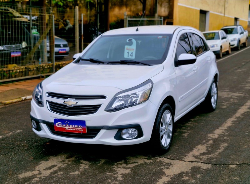 CHEVROLET AGILE LTZ 1.4 MPFI 8V FLEXPOWER 5P 2013/2014 CRUZEIRO MULTIMARCAS CRUZEIRO DO SUL / Carros no Vale