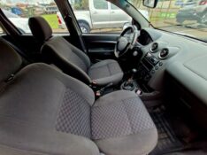 FORD FIESTA 1.0 2006/2007 CRUZEIRO MULTIMARCAS CRUZEIRO DO SUL / Carros no Vale