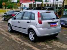 FORD FIESTA 1.0 2006/2007 CRUZEIRO MULTIMARCAS CRUZEIRO DO SUL / Carros no Vale