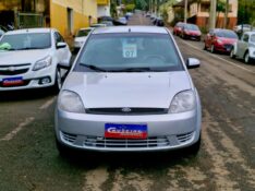 FORD FIESTA 1.0 2006/2007 CRUZEIRO MULTIMARCAS CRUZEIRO DO SUL / Carros no Vale