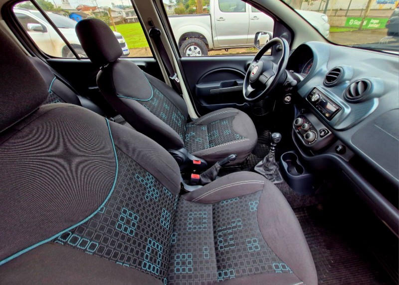 FIAT UNO ECONOMY 1.4 EVO FIRE FLEX 8V 4P 2014/2014 CRUZEIRO MULTIMARCAS CRUZEIRO DO SUL / Carros no Vale