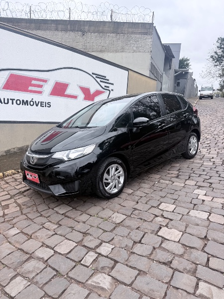 HONDA FIT 1.4 LX 16V FLEX 4P AUTOMÁTICO 2017/2017 ELY AUTOMÓVEIS LAJEADO / Carros no Vale HONDA FIT 1.4 LX 16V FLEX 4P AUTOMÁTICO 2017/2017 ELY AUTOMÓVEIS LAJEADO / Carros no Vale