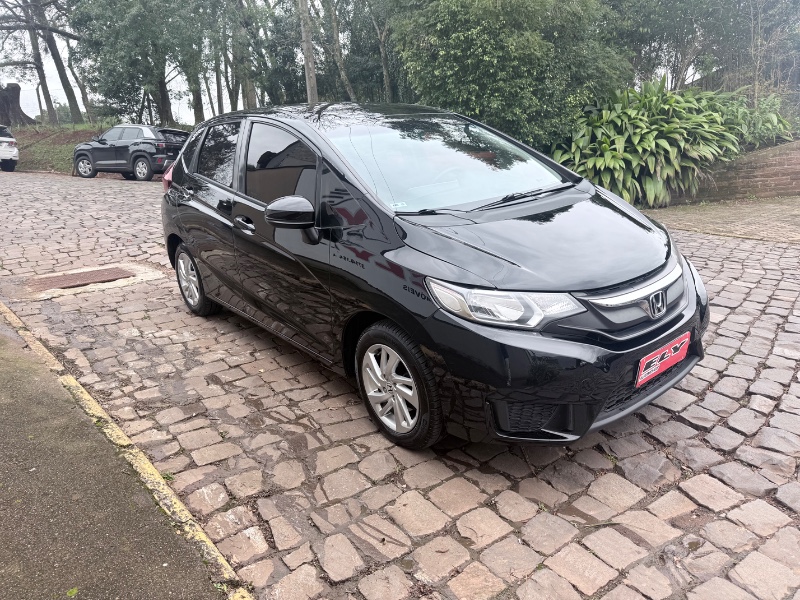 HONDA FIT 1.4 LX 16V FLEX 4P AUTOMÁTICO 2017/2017 ELY AUTOMÓVEIS LAJEADO / Carros no Vale HONDA FIT 1.4 LX 16V FLEX 4P AUTOMÁTICO 2017/2017 ELY AUTOMÓVEIS LAJEADO / Carros no Vale