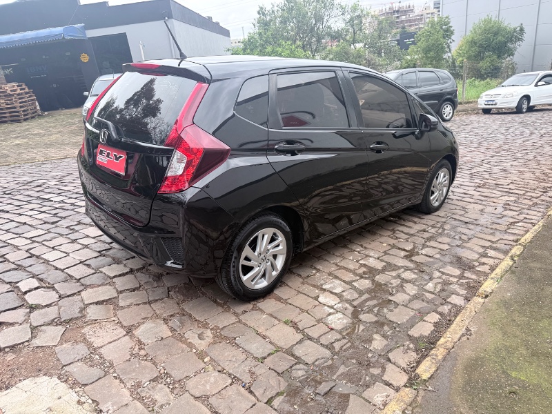 HONDA FIT 1.4 LX 16V FLEX 4P AUTOMÁTICO 2017/2017 ELY AUTOMÓVEIS LAJEADO / Carros no Vale HONDA FIT 1.4 LX 16V FLEX 4P AUTOMÁTICO 2017/2017 ELY AUTOMÓVEIS LAJEADO / Carros no Vale
