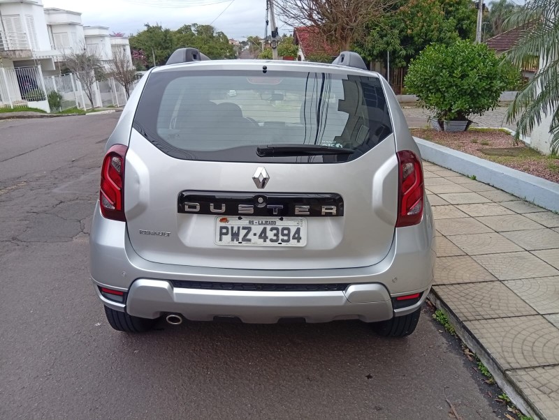 RENAULT DUSTER 20 4X2 2015/2016 ALTERNATIVA VEÍCULOS LAJEADO / Carros no Vale RENAULT DUSTER 20 4X2 2015/2016 ALTERNATIVA VEÍCULOS LAJEADO / Carros no Vale