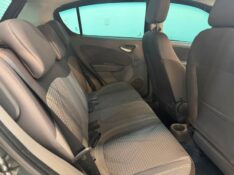 FIAT PALIO ATTRACTIVE 1.4 8V 2015/2015 LUCAS AUTOMÓVEIS BOM RETIRO DO SUL / Carros no Vale
