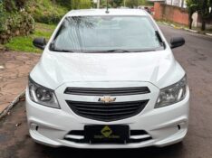 CHEVROLET ONIX JOY 1.0 2016/2017 ESTAÇÃO DO CARRO ESTRELA / Carros no Vale