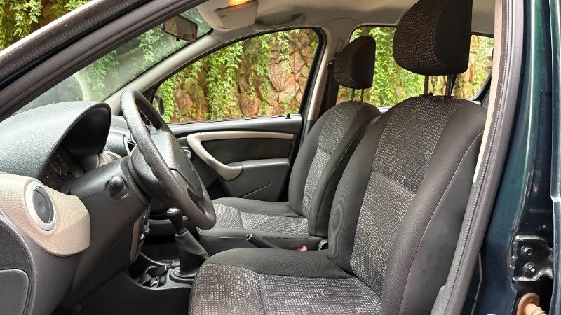 RENAULT SANDERO EXPRESSION 1.0 2010/2011 ESTAÇÃO DO CARRO ESTRELA / Carros no Vale