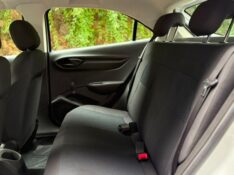 VOLKSWAGEN VOYAGE 1.0 2011/2012 ESTAÇÃO DO CARRO ESTRELA / Carros no Vale
