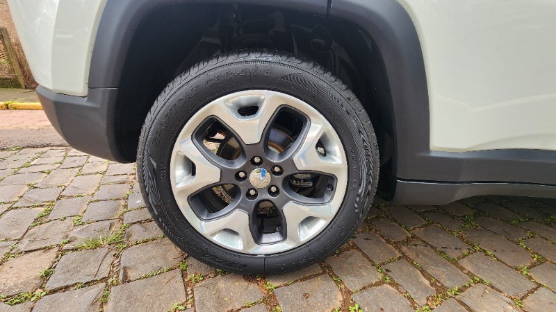 JEEP COMPASS 2.0 LONGITUDE 16V AT6 2019 2019/2019 FERNANDO AUTOMÓVEIS | REVENDA DE CARROS ARROIO DO MEIO ARROIO DO MEIO / Carros no Vale JEEP COMPASS 2.0 LONGITUDE 16V AT6 2019 2019/2019 FERNANDO AUTOMÓVEIS | REVENDA DE CARROS ARROIO DO MEIO ARROIO DO MEIO / Carros no Vale