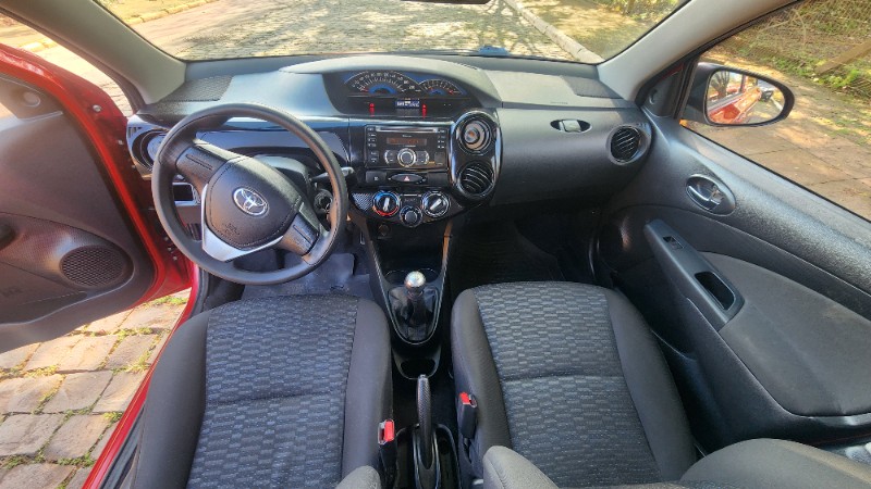 TOYOTA ETIOS HB X 2014/2015 FERNANDO AUTOMÓVEIS | REVENDA DE CARROS ARROIO DO MEIO ARROIO DO MEIO / Carros no Vale