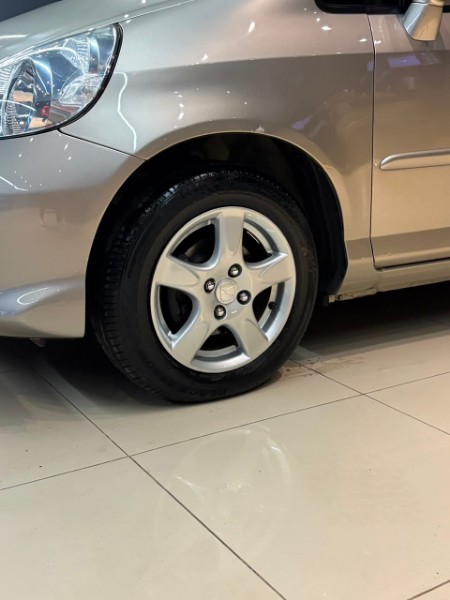 HONDA FIT 1.4 LXL 2008/2008 JM AUTOMÓVEIS VENÂNCIO AIRES / Carros no Vale