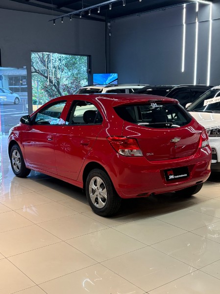 CHEVROLET ONIX 1.0 LT 2015/2015 JM AUTOMÓVEIS VENÂNCIO AIRES / Carros no Vale
