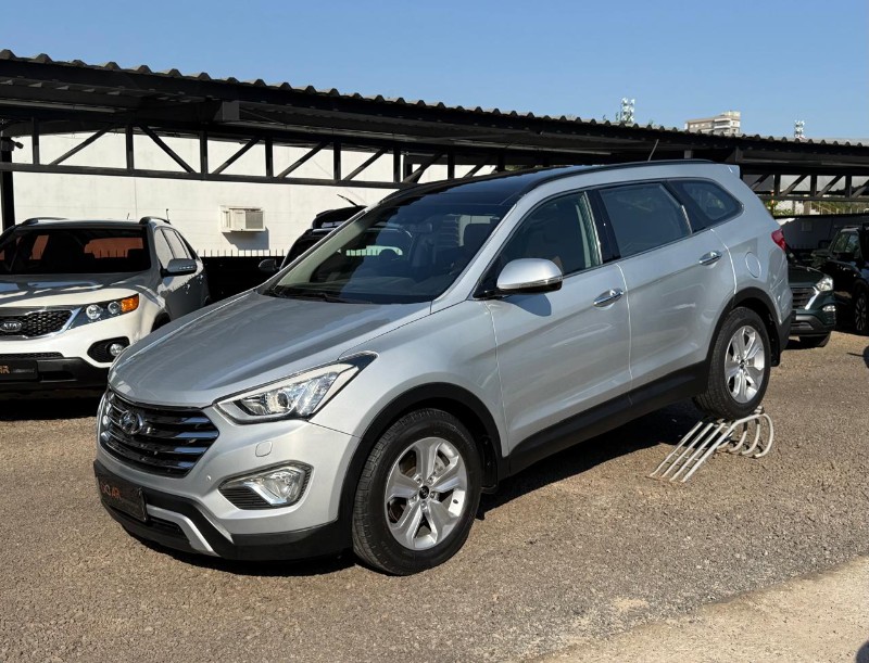 HYUNDAI GRAND SANTA FÉ 3.3 V6 4X4 7 LUGARES /2014 AR MULTIMARCAS VENÂNCIO AIRES / Carros no Vale HYUNDAI GRAND SANTA FÉ 3.3 V6 4X4 7 LUGARES /2014 AR MULTIMARCAS VENÂNCIO AIRES / Carros no Vale