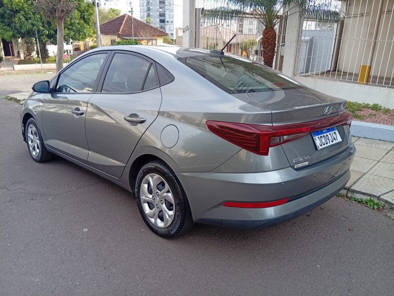 HYUNDAI HB20S 1.0 COMFORT 2023/2024 ALTERNATIVA VEÍCULOS LAJEADO / Carros no Vale