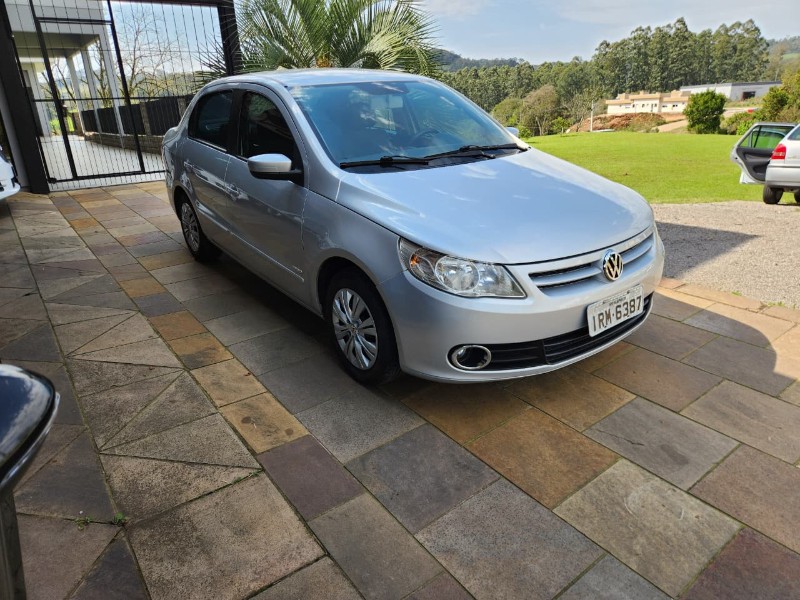 VOLKSWAGEN VOYAGE 1.0 2010/2011 TS VEÍCULOS ANTA GORDA / Carros no Vale