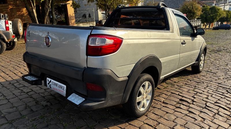 FIAT STRADA WORKING 1.4 MPI FIRE FLEX 8V CS 2015/2016 COMPLETO VEÍCULOS GUAPORÉ / Carros no Vale