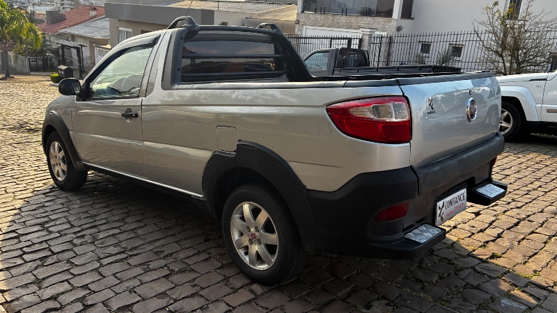 FIAT STRADA WORKING 1.4 MPI FIRE FLEX 8V CS 2015/2016 COMPLETO VEÍCULOS GUAPORÉ / Carros no Vale