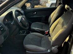 FIAT STRADA WORKING 1.4 MPI FIRE FLEX 8V CS 2015/2016 COMPLETO VEÍCULOS GUAPORÉ / Carros no Vale