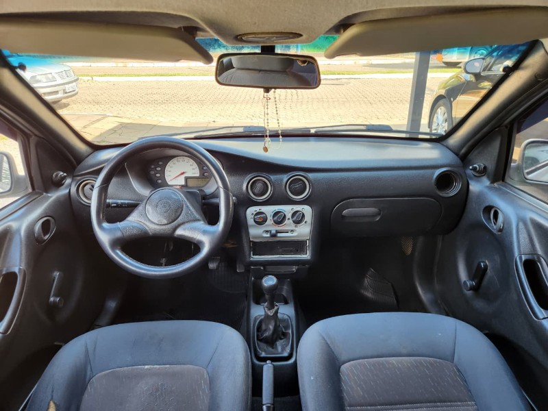 CHEVROLET CELTA 1.0 2002/2002 TS VEÍCULOS ANTA GORDA / Carros no Vale